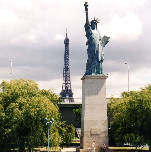 Estatuas de la en : Sobre Paris
