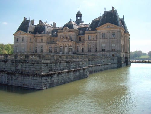 Dos castillos en las afueras de París